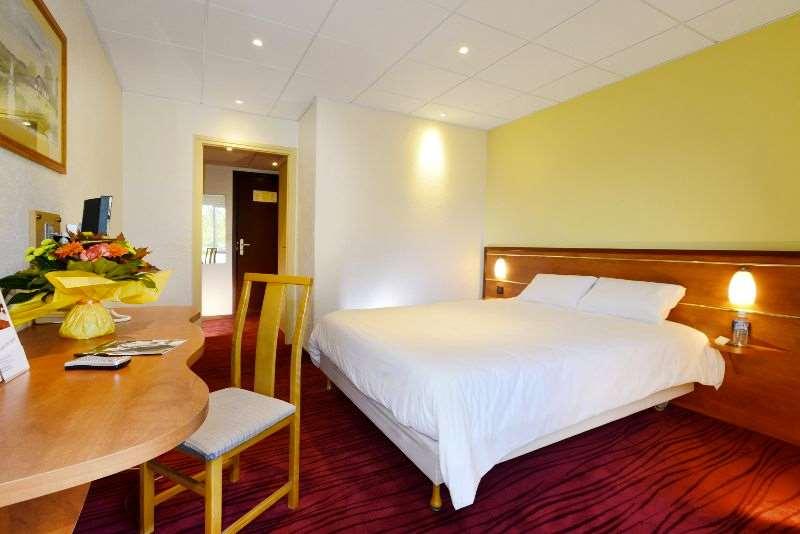 Brit Hotel Nantes Vigneux - L'Atlantel Vigneux-de-Bretagne Quarto foto